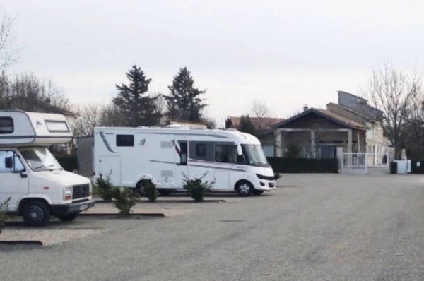 Stellplatz Puylaroque — Photo 3