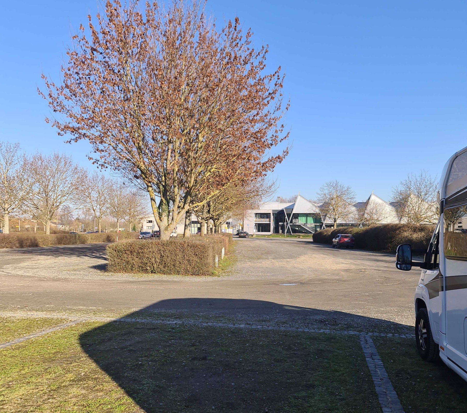 Wohnmobilstellplatz zur Welzbachhalle — Area di sosta in Großostheim