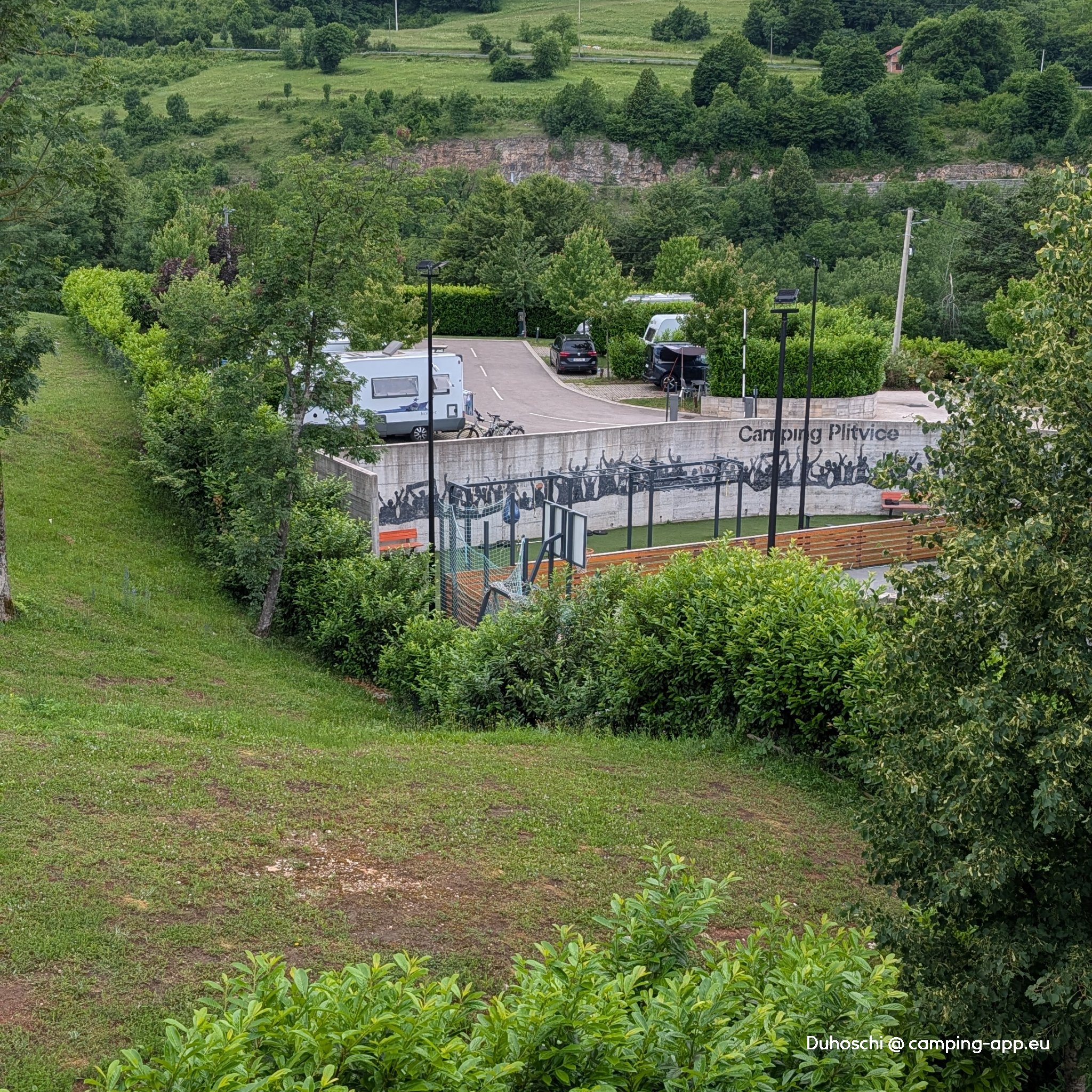 Camping Plitvice — Campingplads in Smoljanac
