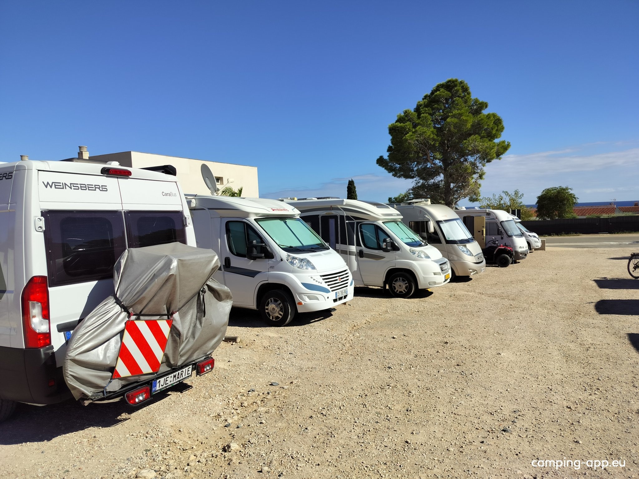 Àrea d'autocaravanes de l'Hospitalet de l'Infant — Campervan Site in L'Hospitalet de l'Infant, Tarragona