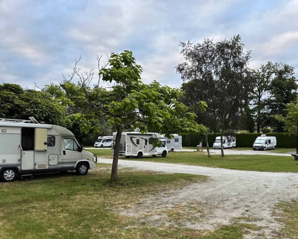 Stellplatz Saint-Amand — Karavan Sitesi in Saint-Amand-Magnazeix