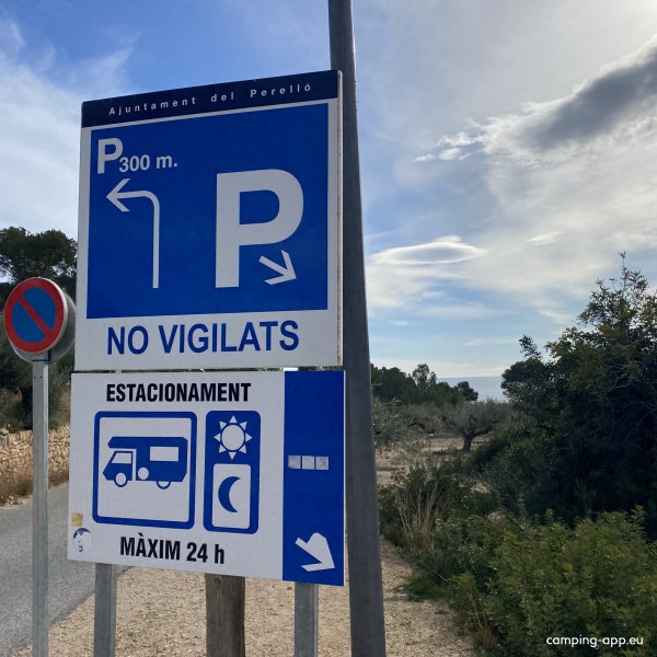 Perello camper parking — Photo 3