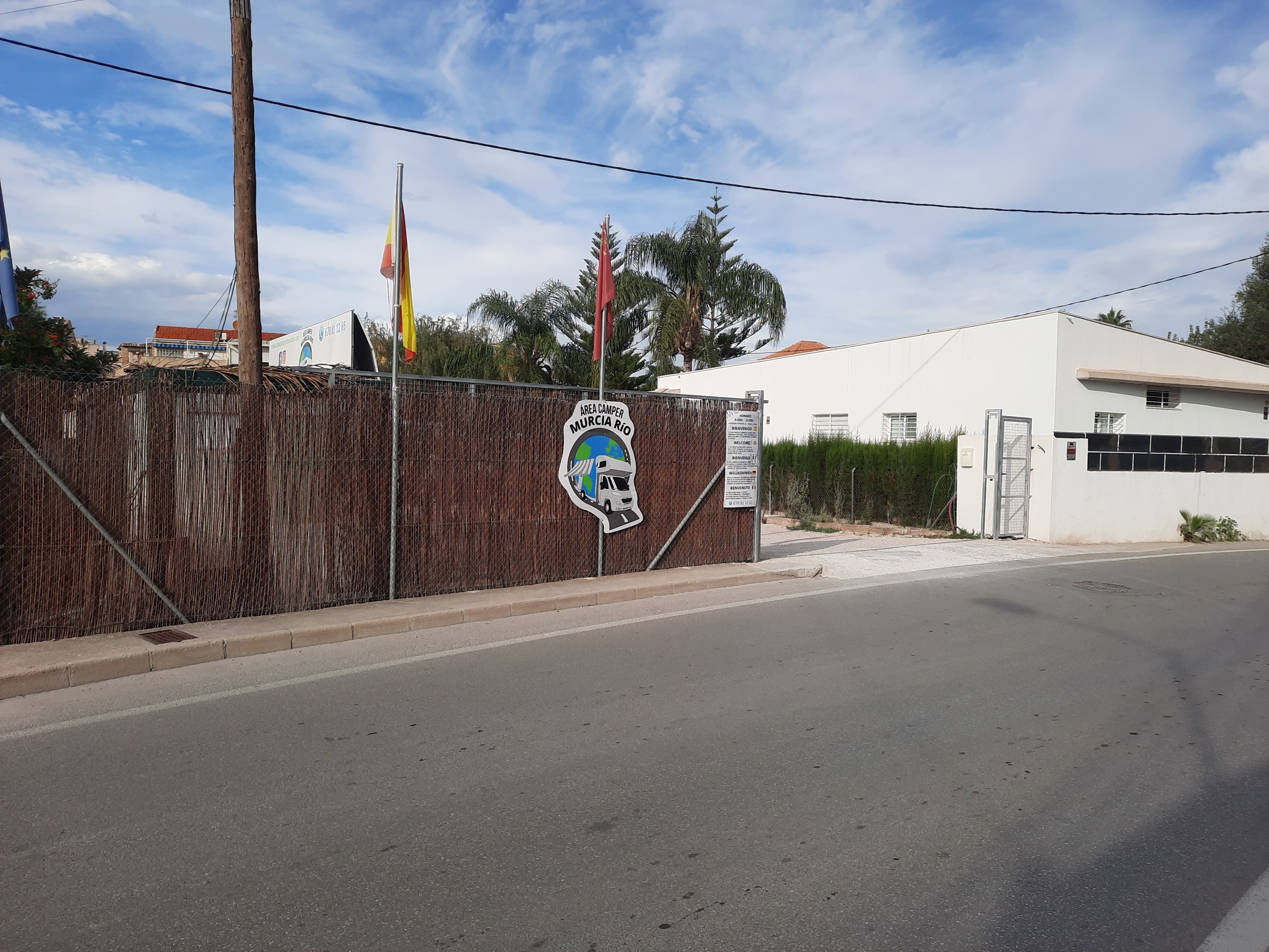 Área Camper Murcia Río — Sp. parking dla kamperów in Murcia