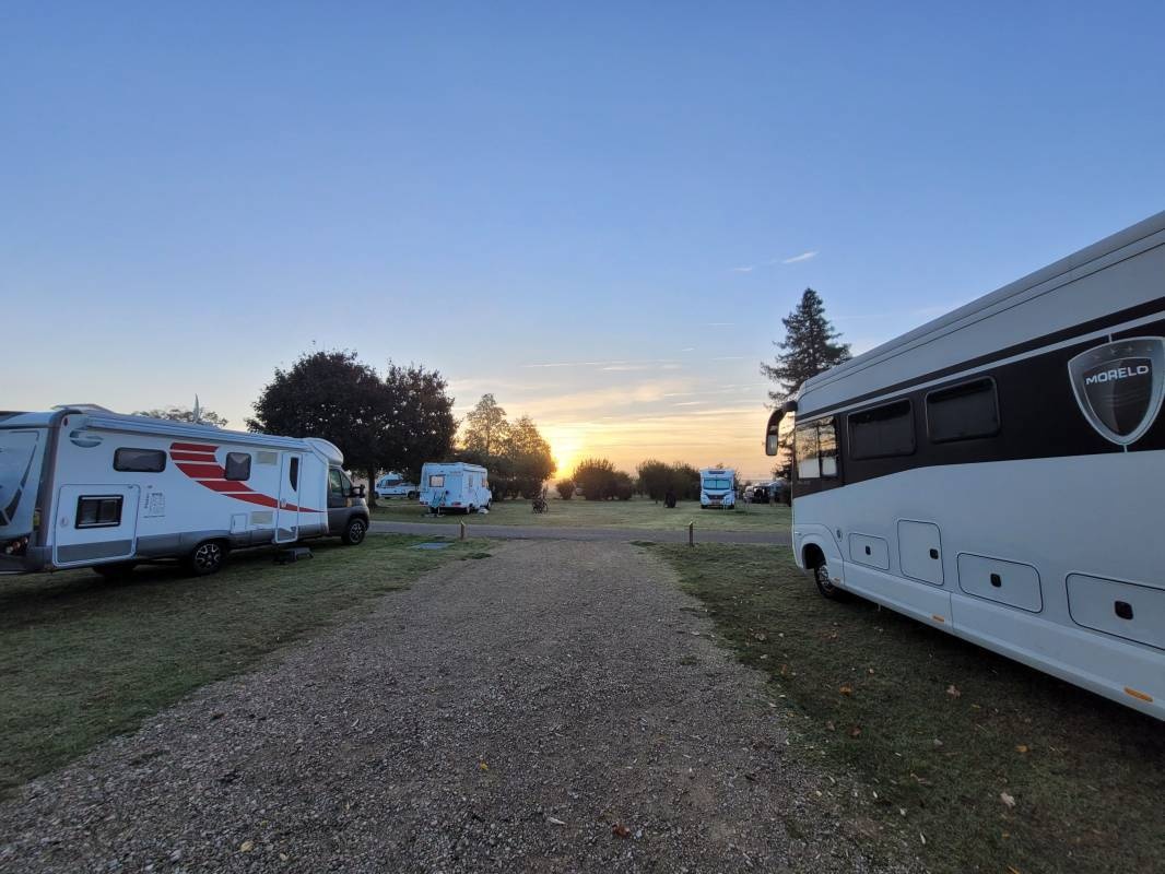 Camping Val de Blois *** — Camping in Vineuil