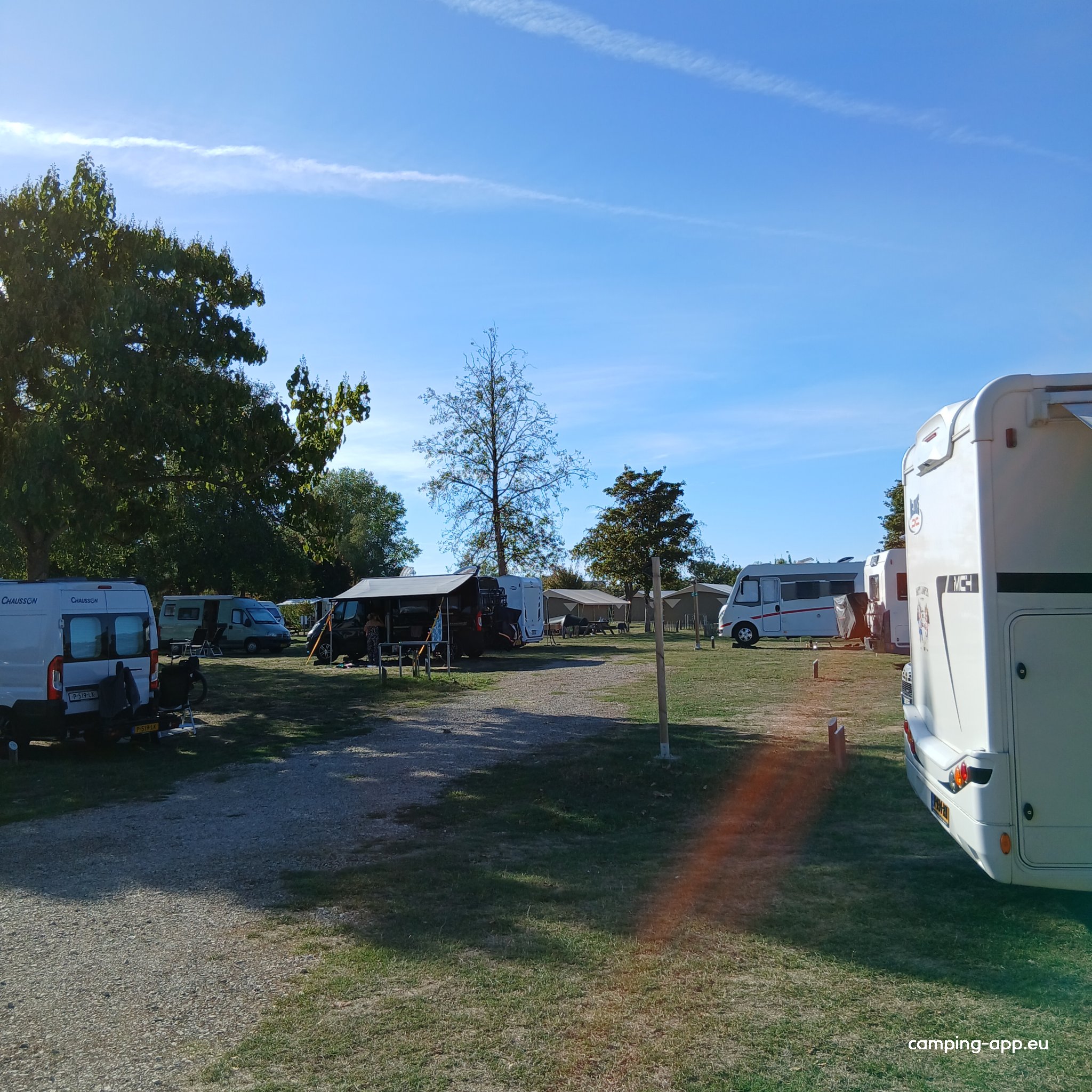Camping Val de Blois *** — Foto 2