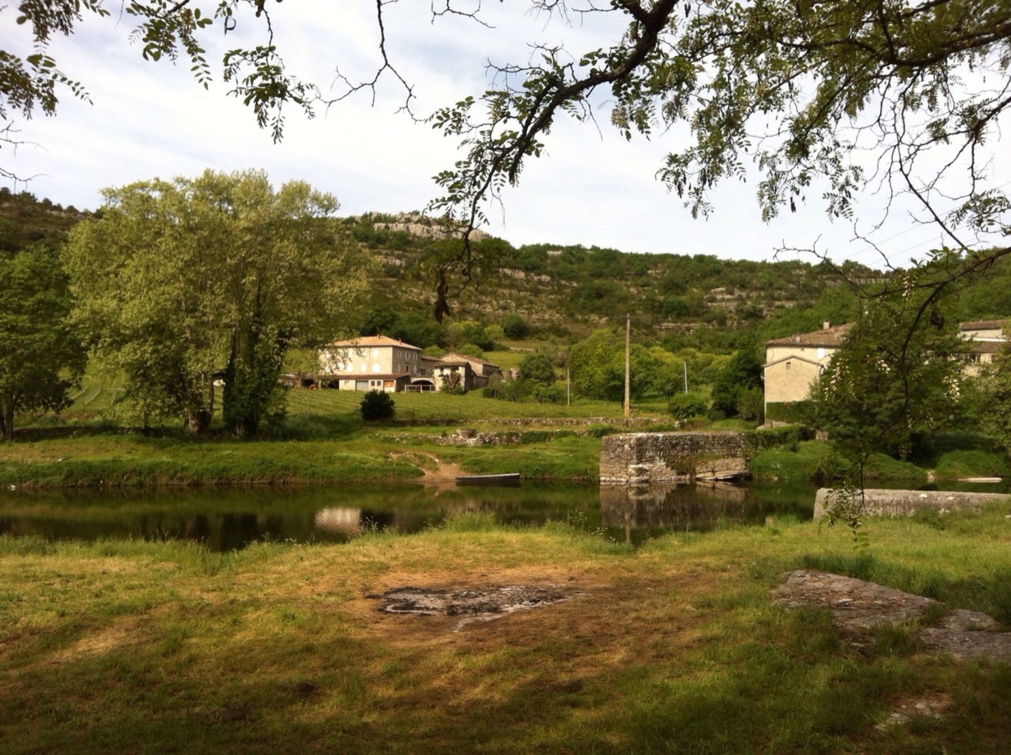 Camping les Platanes — Campingplass in Rosières