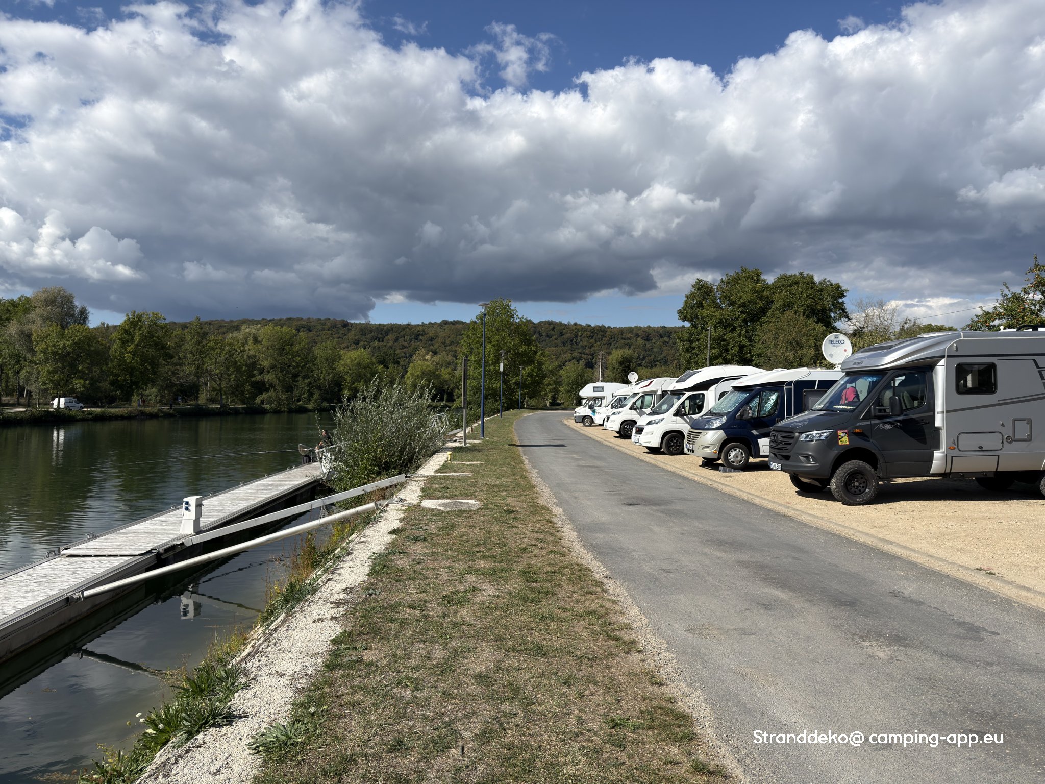 Stellplatz Dun-sur-Meuse