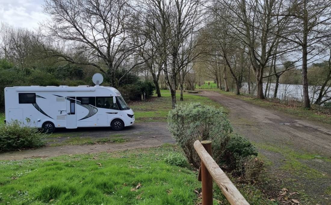Stellplatz Châteauneuf-sur-Sarthe — Campervan Site in Les Hauts-d'Anjou