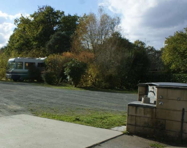 Aire de Camping-cars La Benate — Photo 2