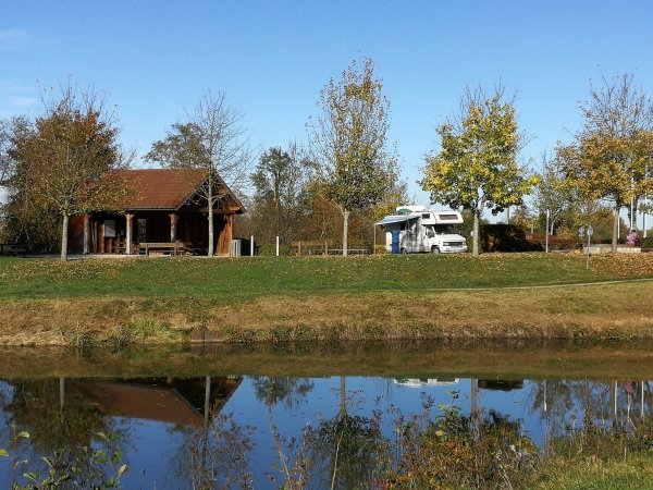 Stellplatz Montreux Château — Photo 2