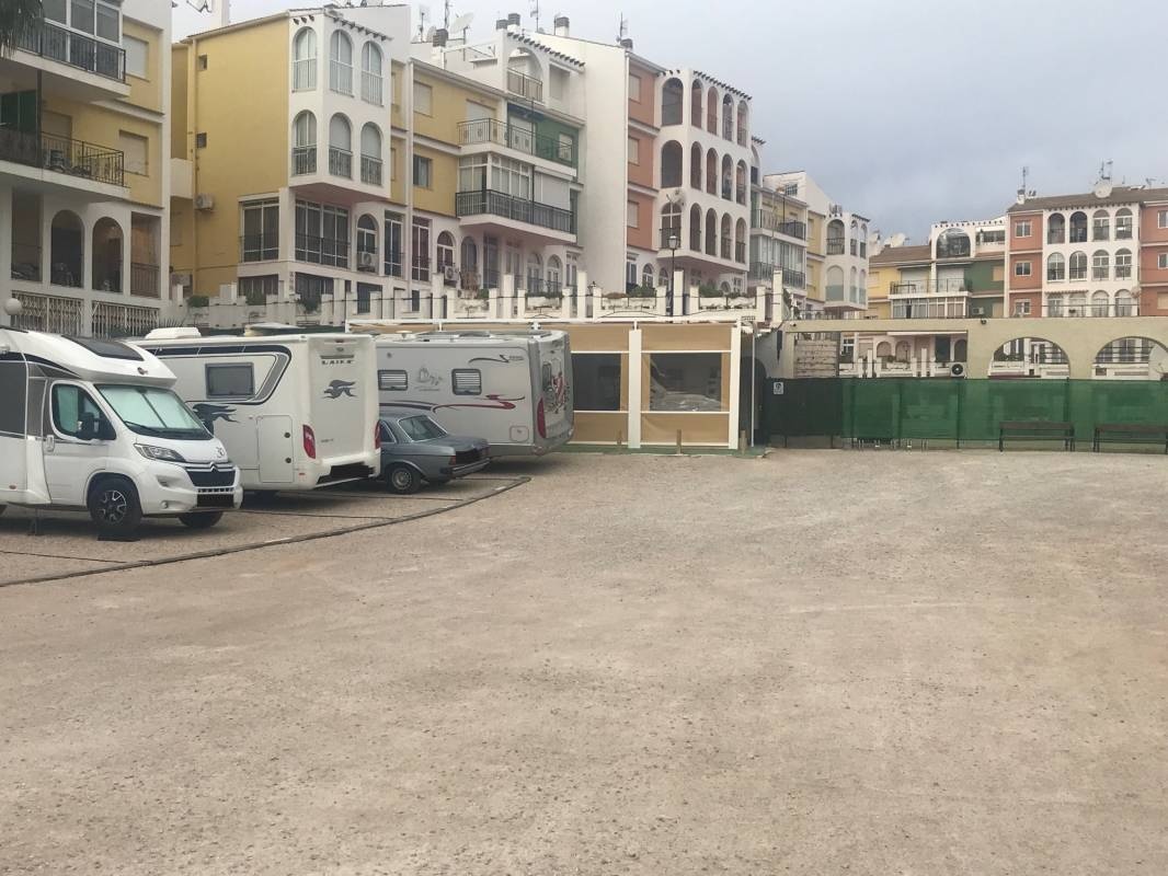 Camper Park Torrevieja — Camperplads in Torrevieja, Alicante