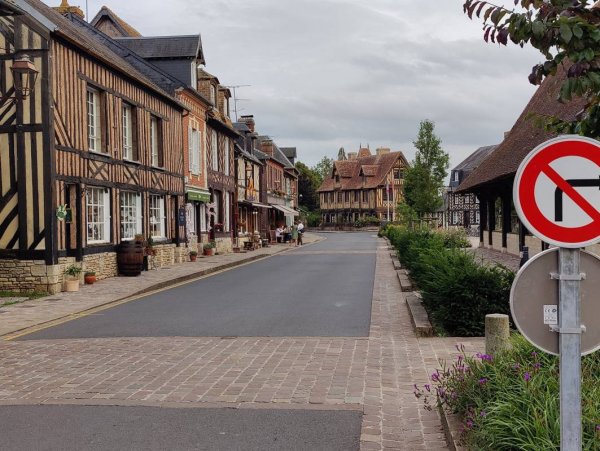 Stellplatz Beuvron-en-Auge — Photo 6