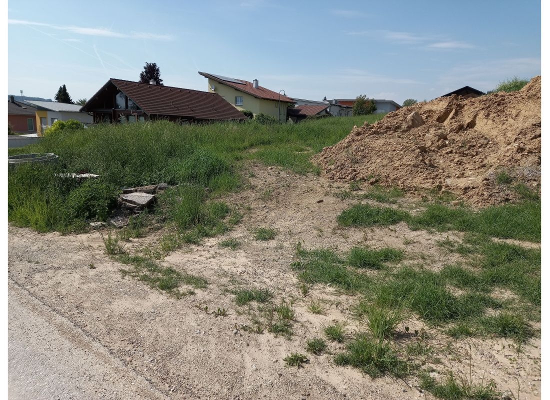 Stellplatz im grünen — Campervan Site in Schwertberg