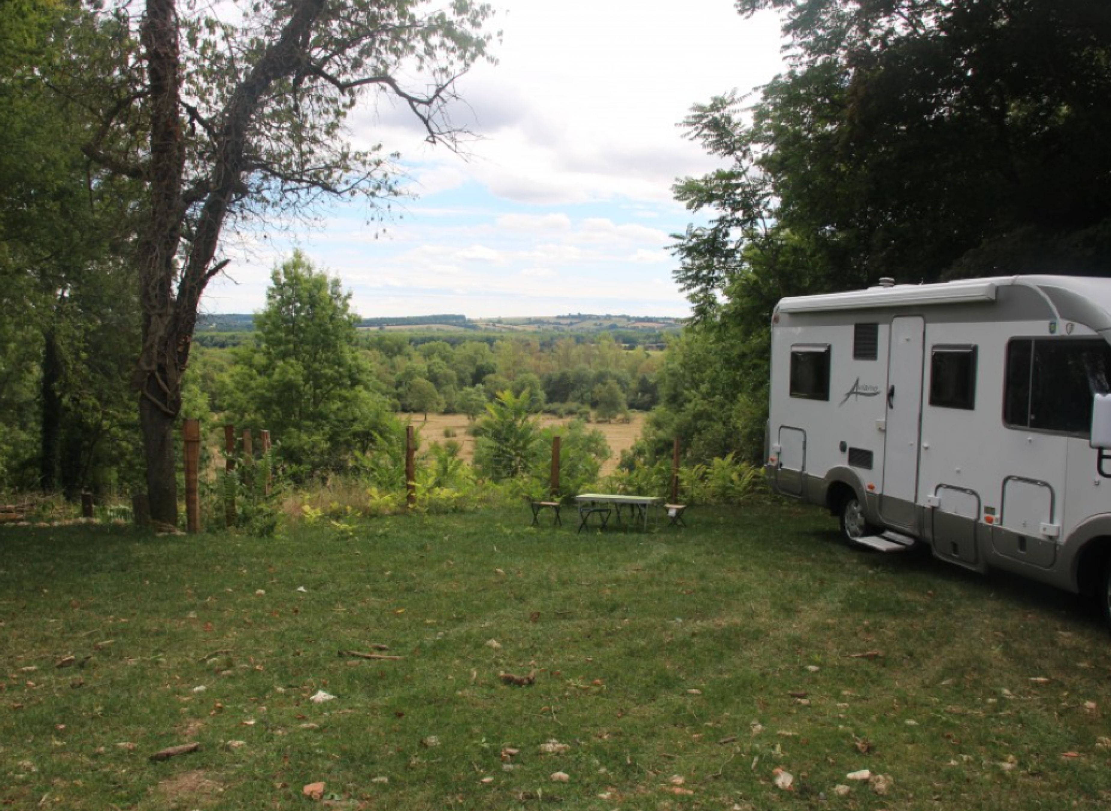 les Indrins — Campervan Site in Marzy