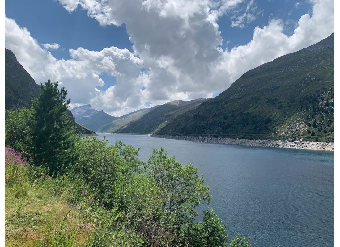 Valle di Lei — Area Autocaravanas in Innerferrera