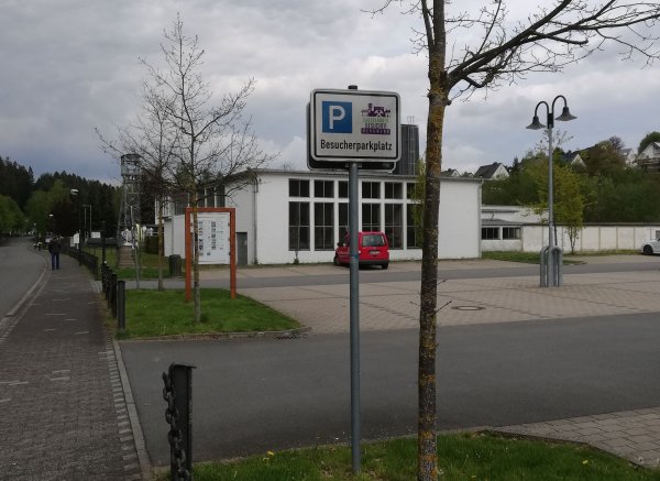 Parkplatz am Sauerländer Besucherbergwerk — Foto 5
