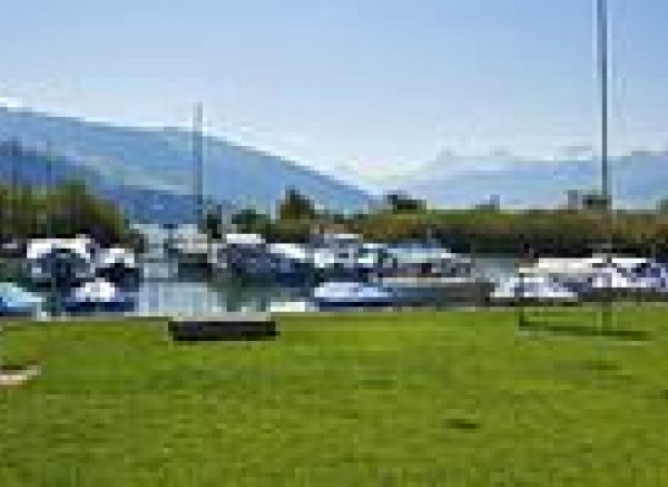 TCS Camping Gwatt Thunersee — Photo 4