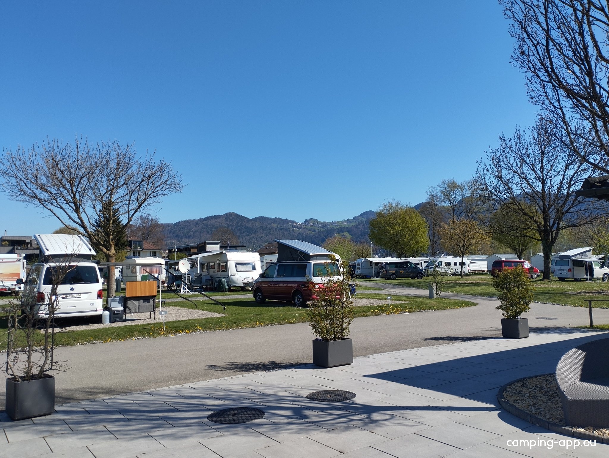 TCS Camping Gwatt Thunersee — Campingplats in Gwatt (Thun)