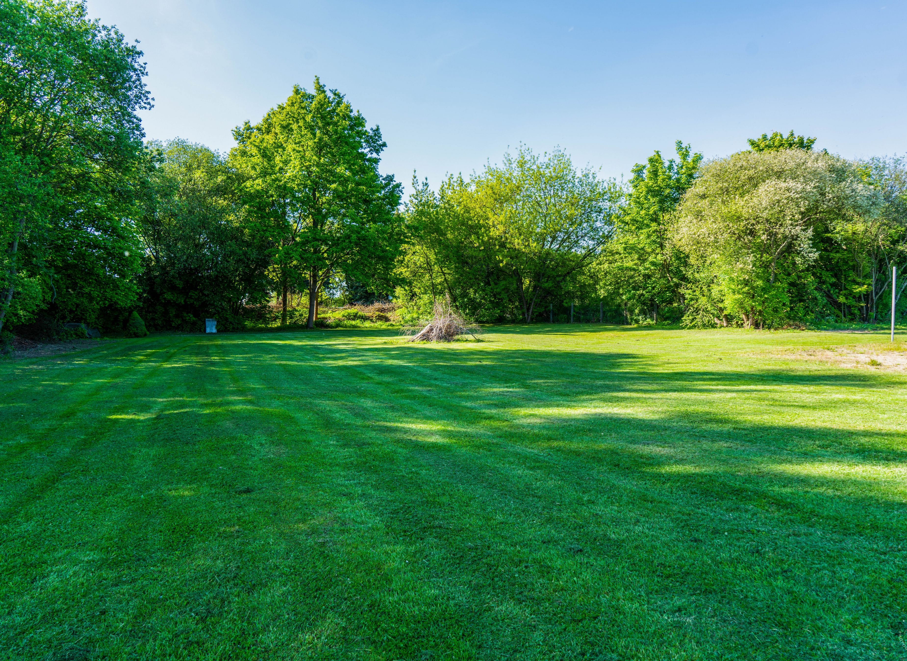 Wunderbare, ruhige Stellfläche in der Nähe Görlitz — Area di sosta in Görlitz