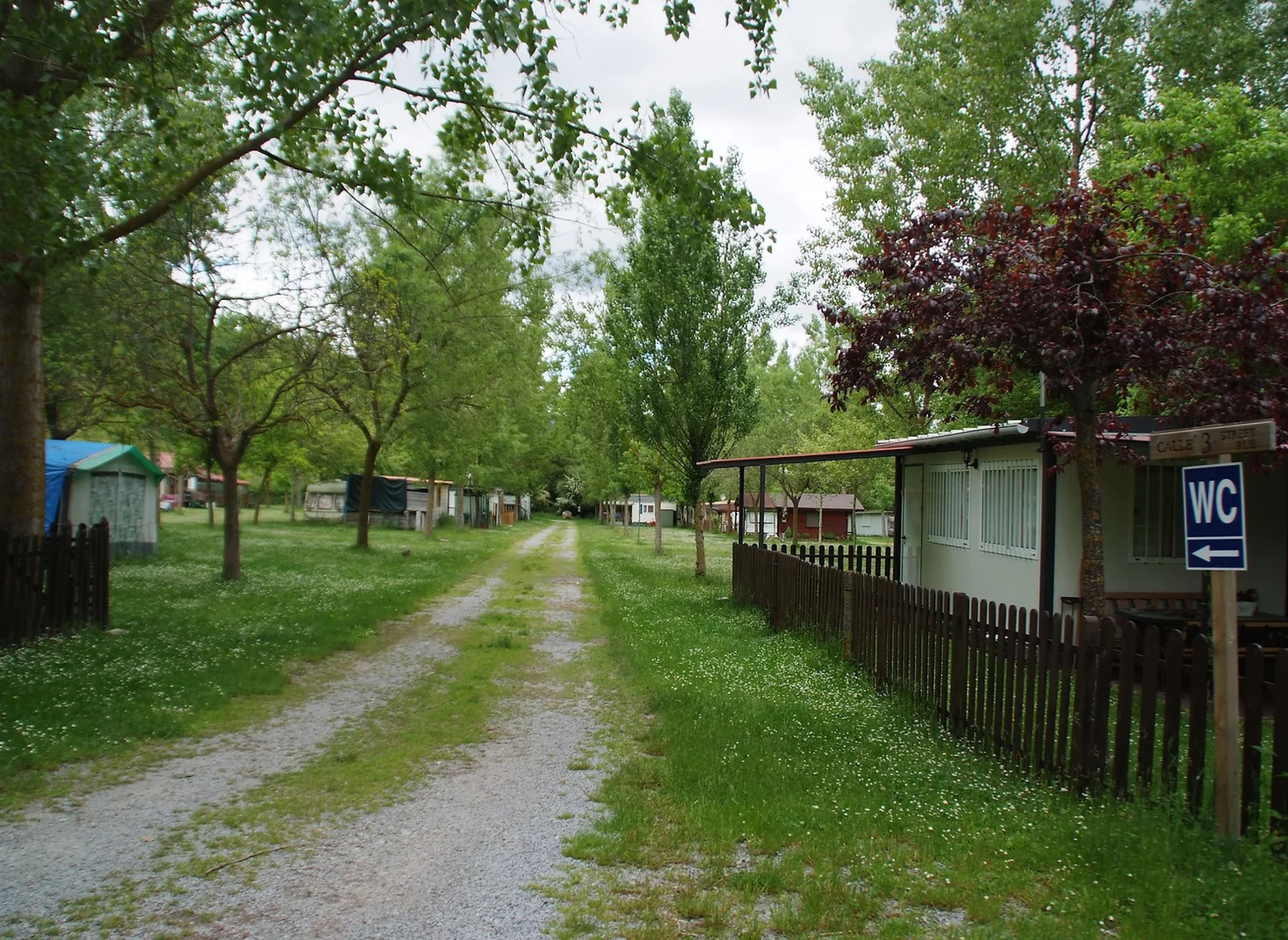 Camping Los Cameros — Area da campeggio in Villoslada de Cameros
