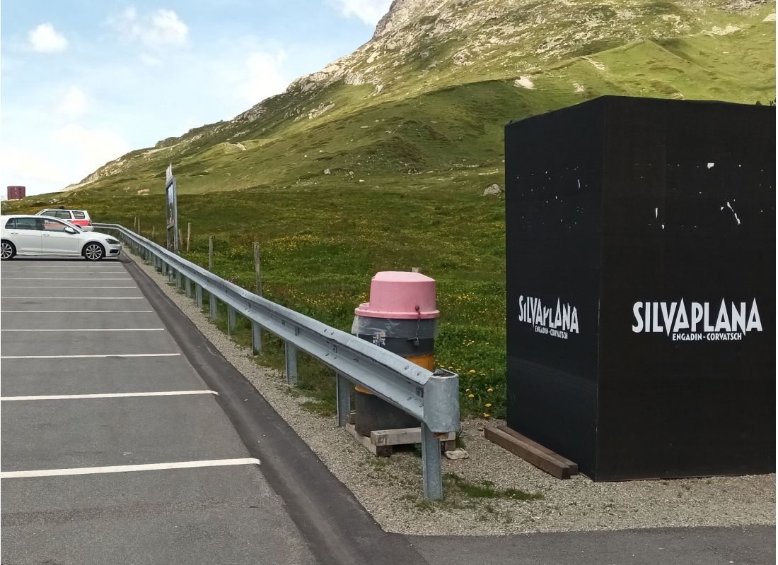 Parkplatz Via dal Güglia — Bobilplass in Silvaplana