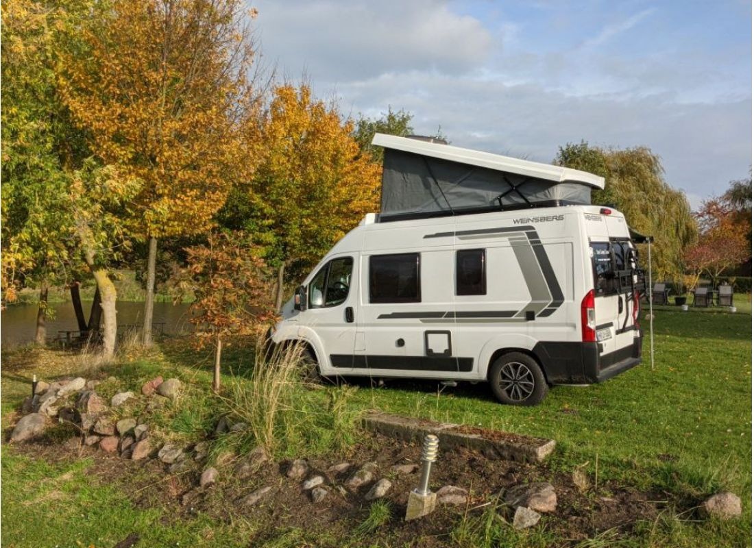 Premium Zeltplatz — Karavan Sitesi in Friedland