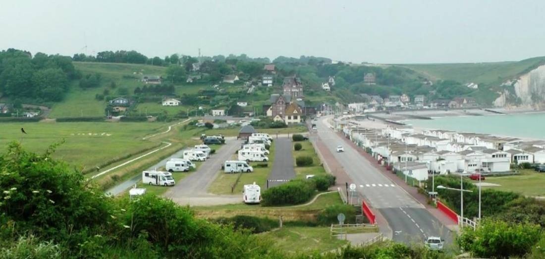 Stellplatz Veulettes-sur-Mer — Sp. parking dla kamperów in Veulettes-sur-Mer
