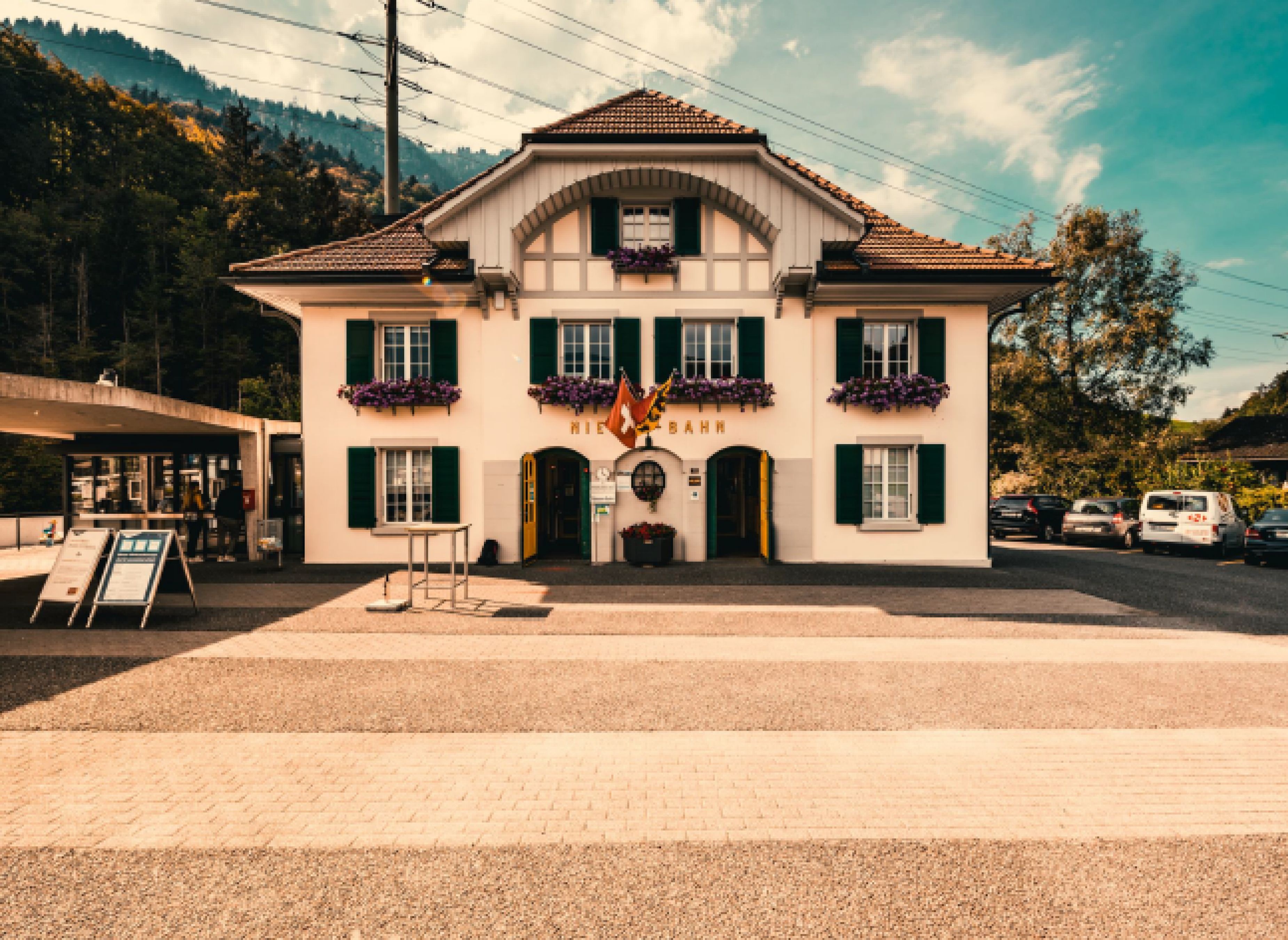 Stellplatz Niesenbahn — Campervan Site in Mülenen