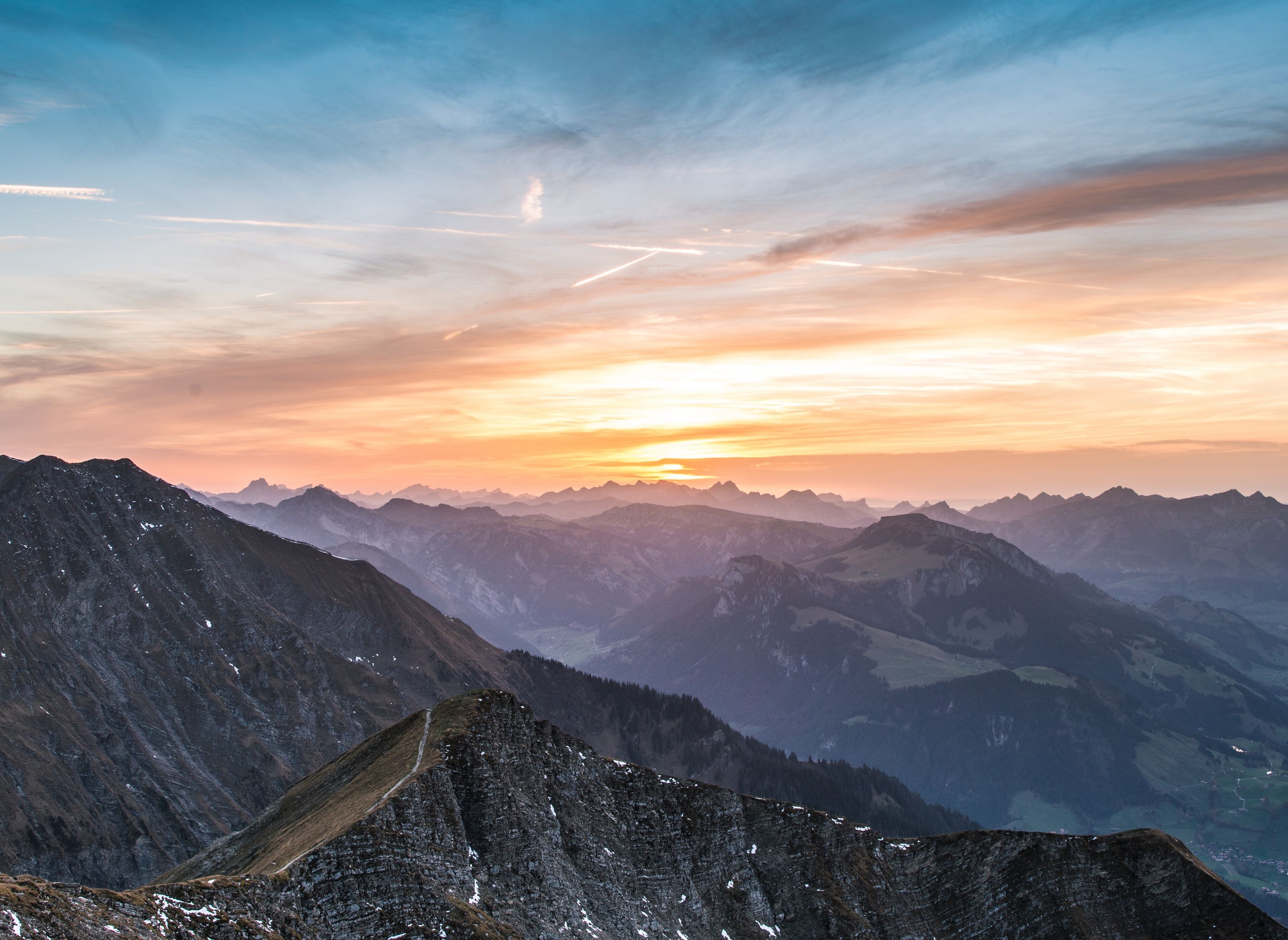 Stellplatz Niesenbahn — Sítio para autocaravanas in Mülenen