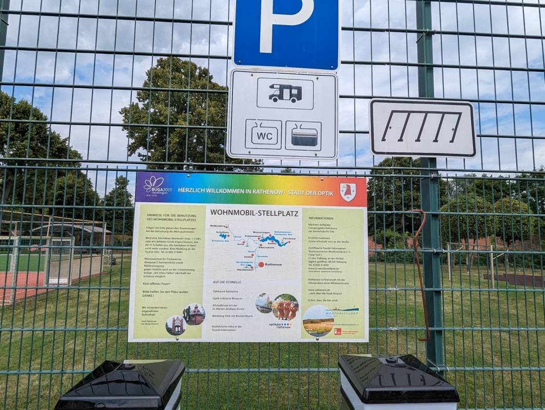 Stellplatz Rathenow — Area Autocaravanas in Rathenow