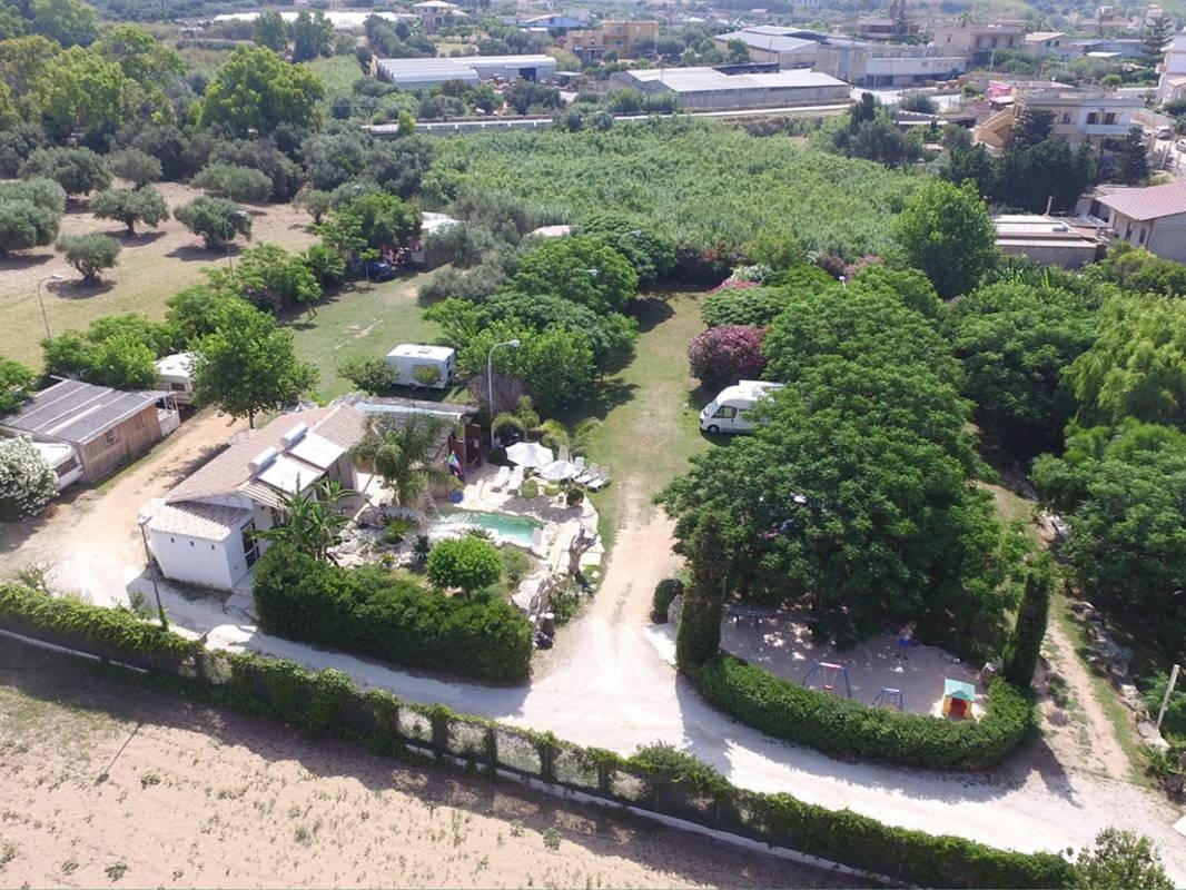 Camping Flintstones Park — Camping Site in Scicli