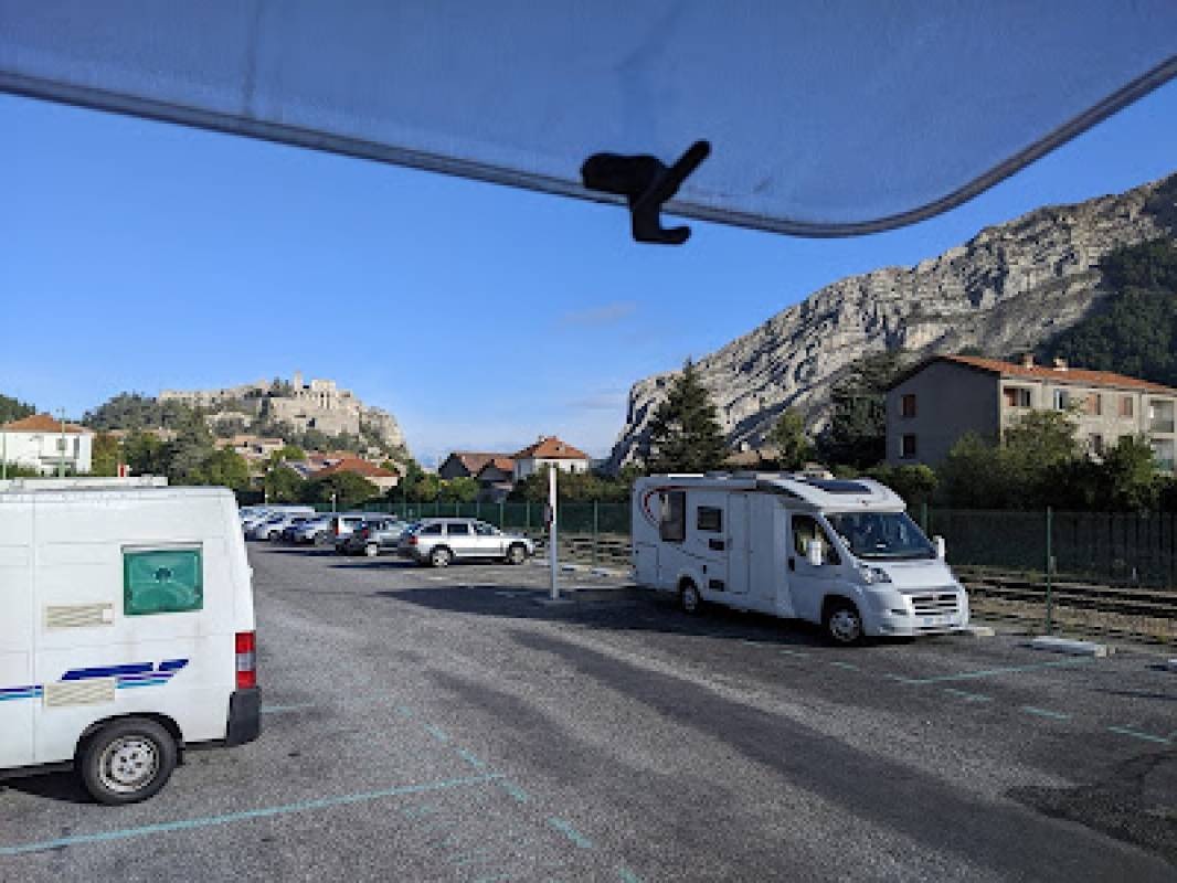 Stellplatz Sisteron — Aire camping car in Sisteron