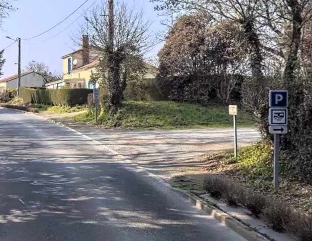 Stellplatz Vouvant — Aire camping car in Vouvant