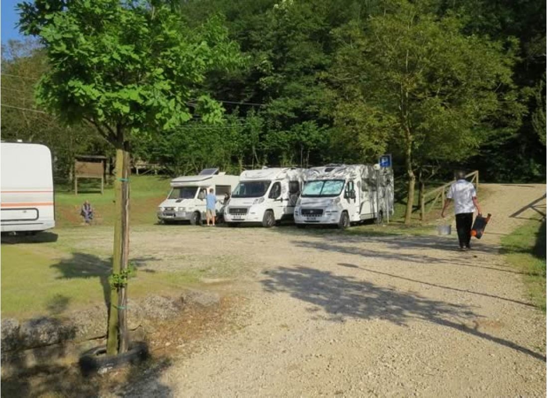 Val Verde — Campervan Site in Villaga