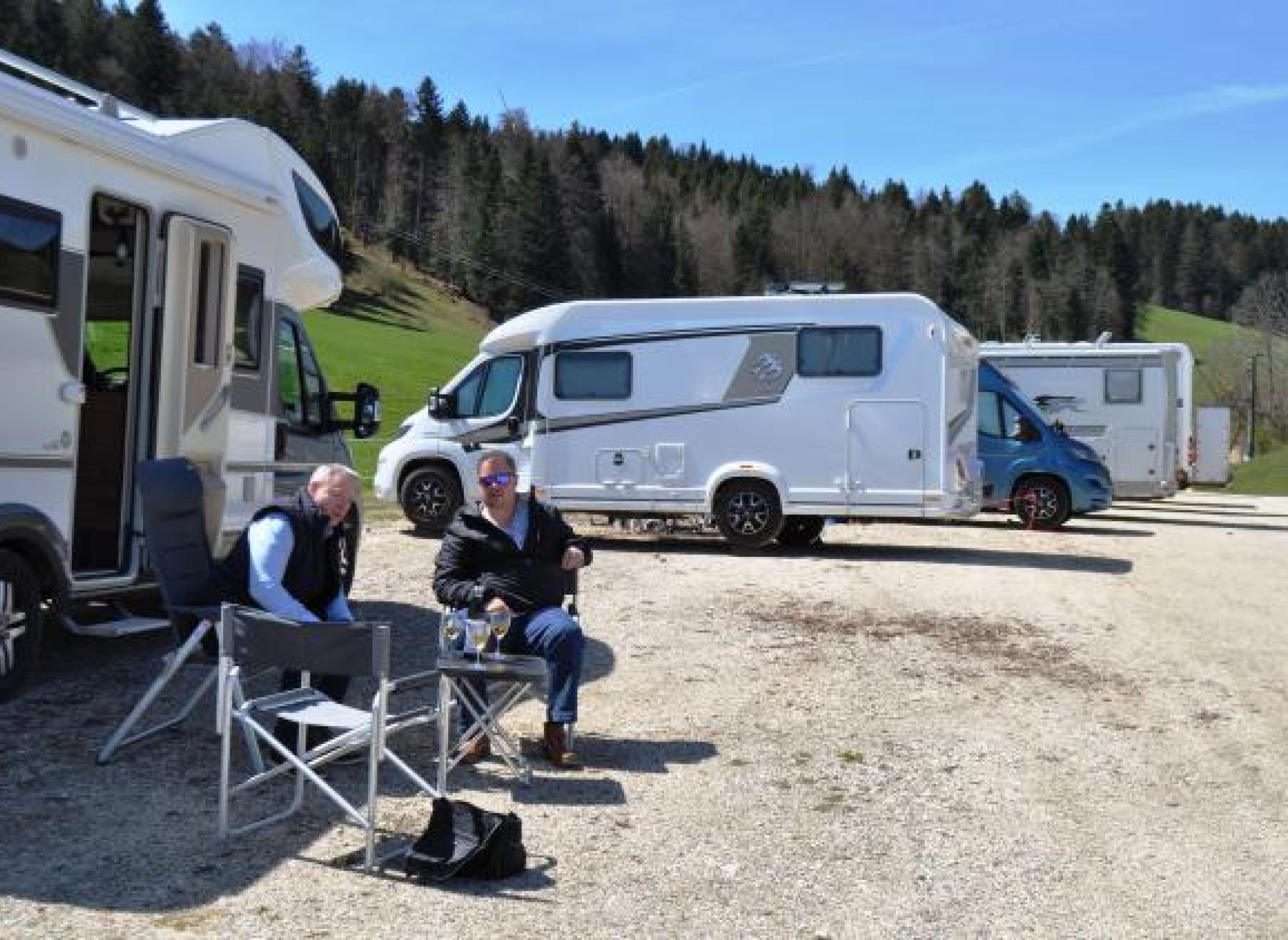 Parking du Téléski de Tramelan — 露营车营地 in Tramelan