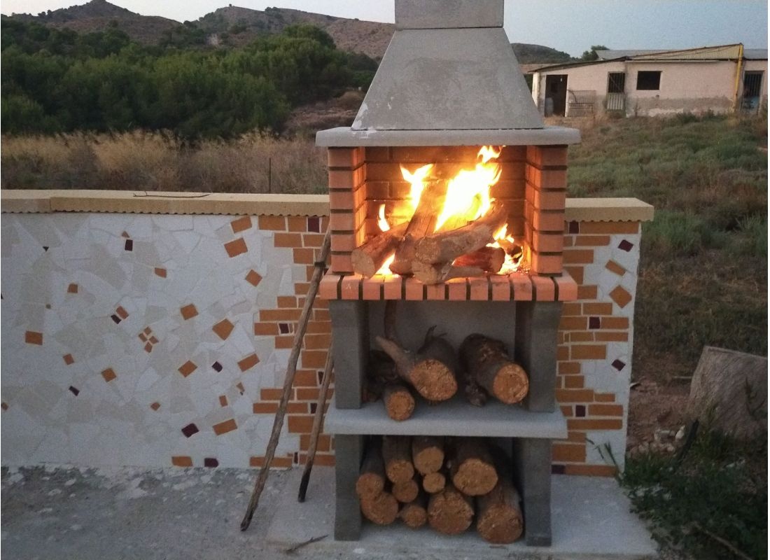 Rincón acogedor rodeado de bosque, familiar ycalma — Ställplats in Santomera