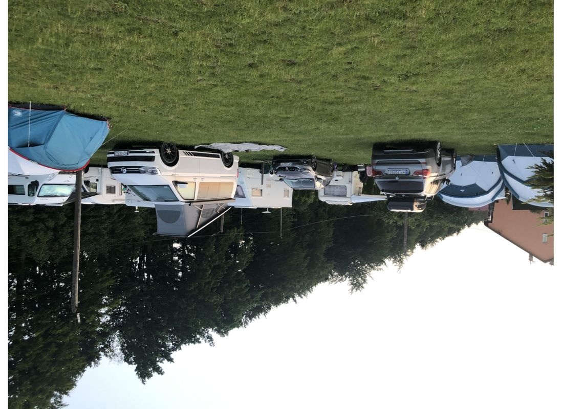 Camping NaszaPolana Pieskowa Skała i Ojców — Area Autocaravanas in Sułoszowa