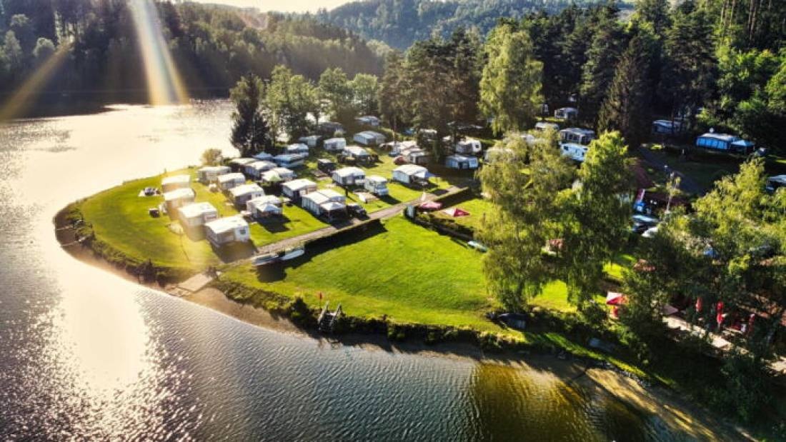 Camping Ruine Dobra — Sítio de acampamento in Franzen