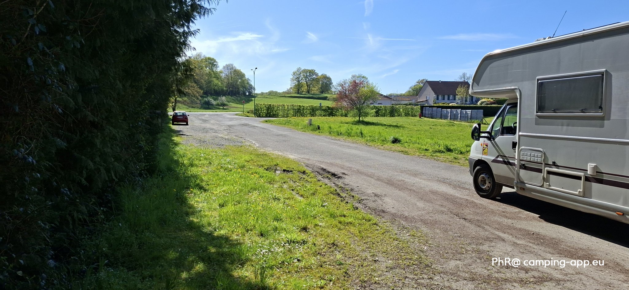 Stellplatz Saint-Dizier-Leyrenne — Photo 5