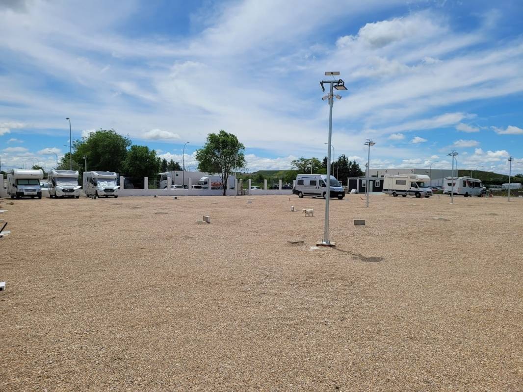 Área de Autocaravanas Las Cigüeñas — Bobilplass in Madrid