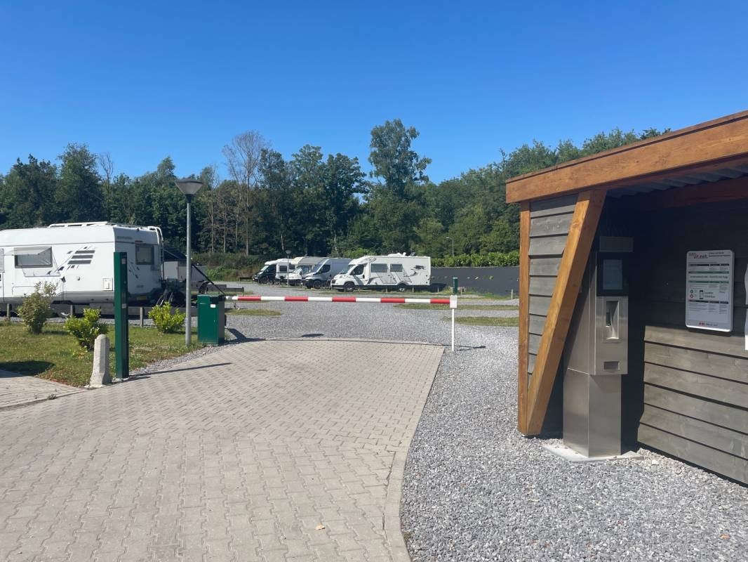 Camperplaats Urkerbos — Stellplatz in Urk