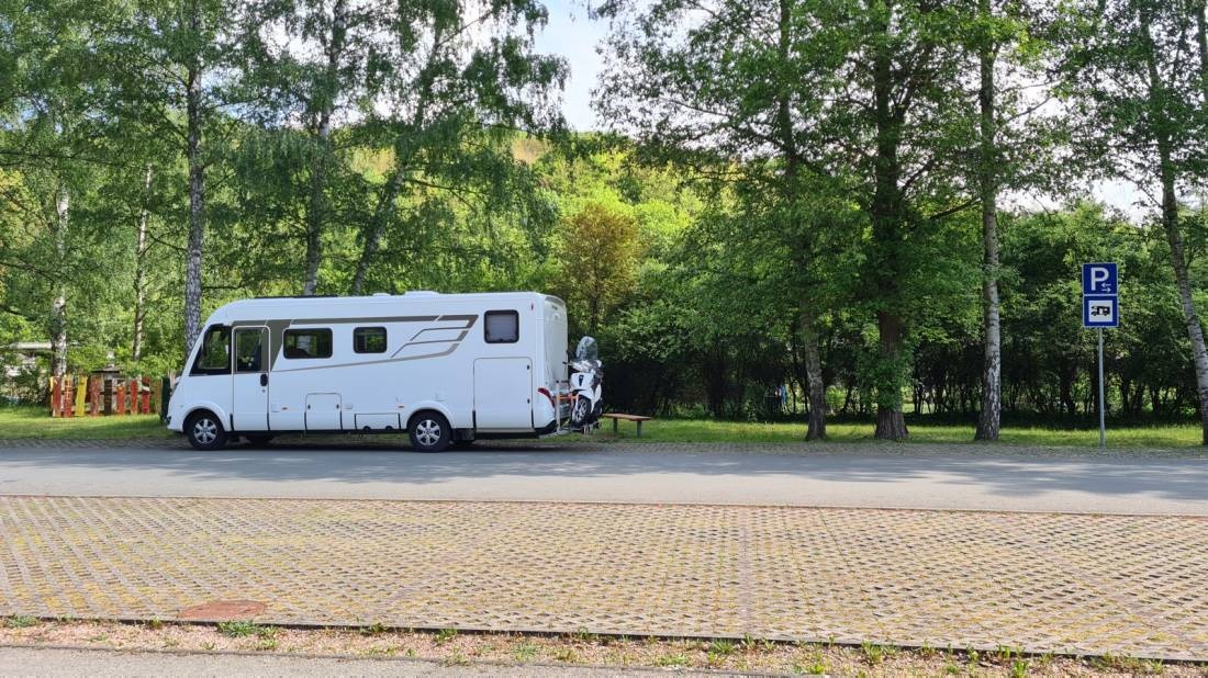 Übernachtungsparkplatz Netzschkau — Parking jours et nuit in Netzschkau