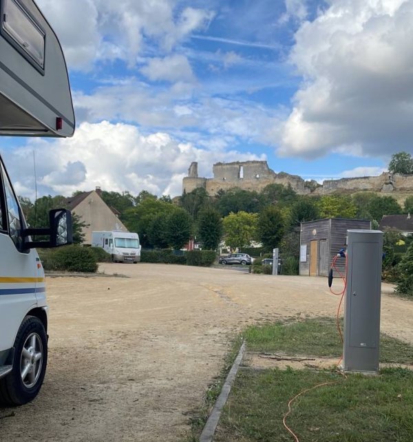 Stellplatz Coucy-le-Château-Auffrique — Photo 2