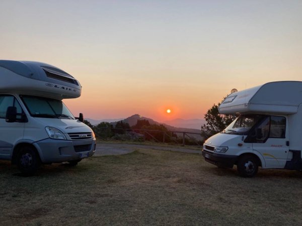Area Sosta Camper Fardella — Photo 2