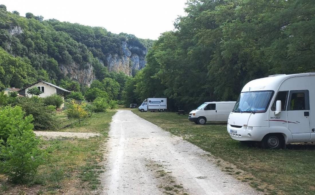 Stellplatz Vers — Ställplats in Vers