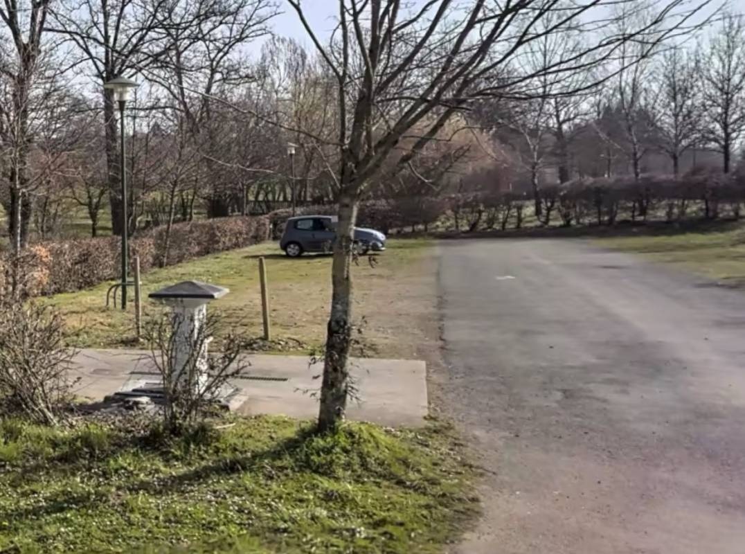 WoMo Stellplatz Rignac — Area Autocaravanas in Rignac