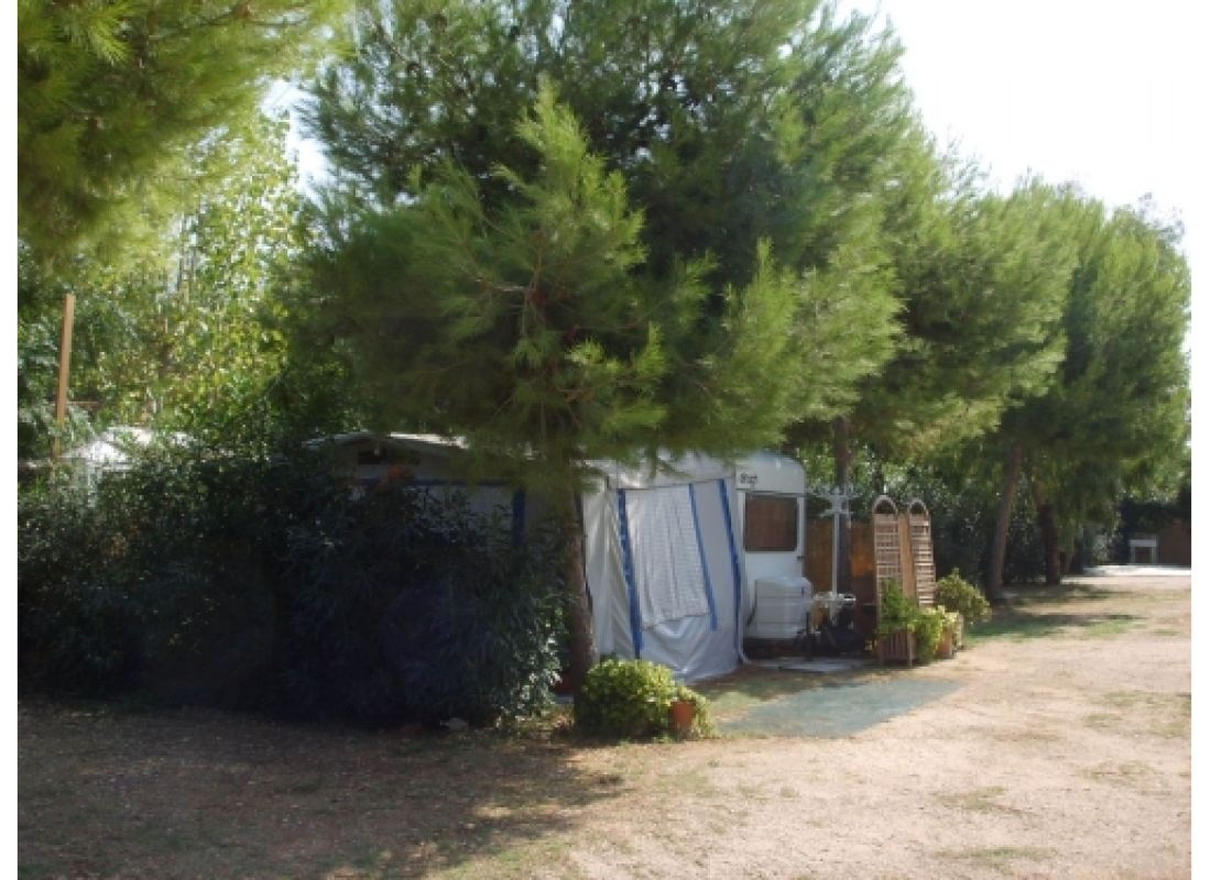 Residence Camping Atlantide — Sp. parking dla kamperów in Monopoli - Bari