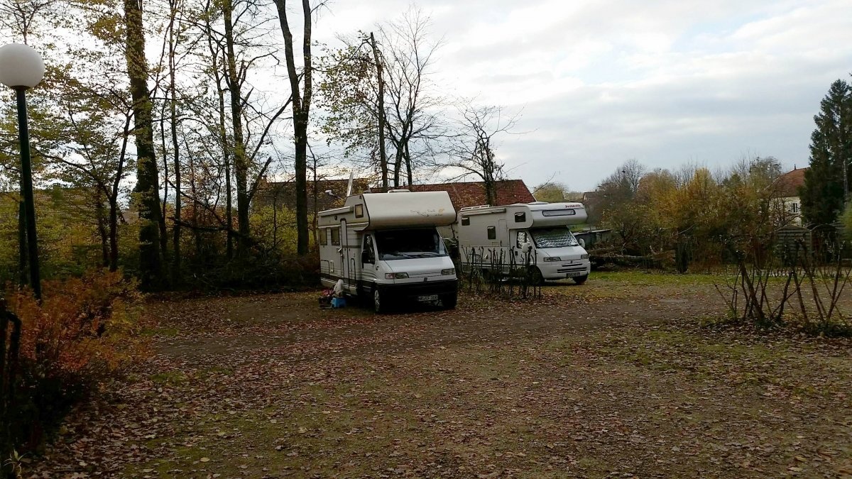 Stellplatz Corgirnon — Campervan Site in Corgirnon
