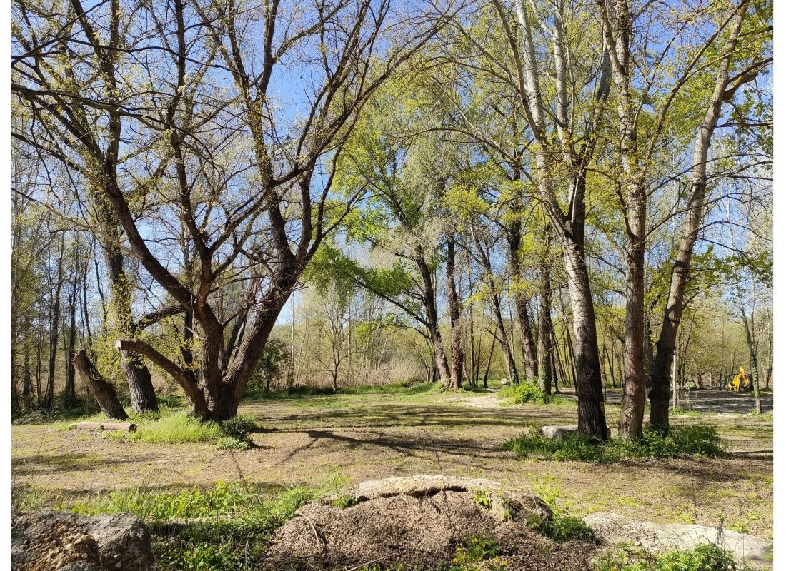 Domaines de la Sablière — Campervan Site in Ners
