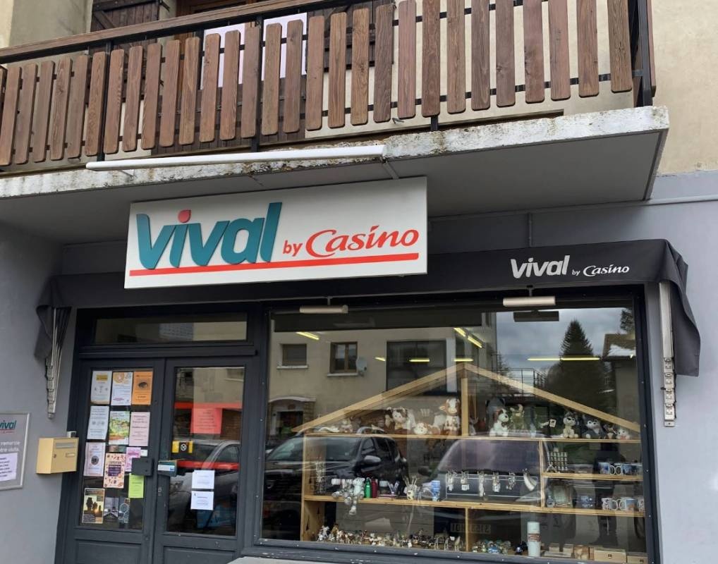 Stellplatz La Pesse — Ställplats in La Pesse